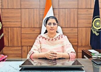 आईएएस मनदीप कौरआईएएस मनदीप कौर
