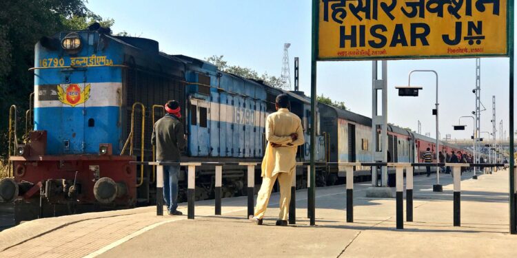 हरियाणा में 46 स्पेशल ट्रेनों के नंबर बदले : एक जनवरी से नियमित होंगी संचालित