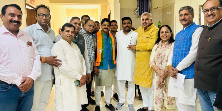 जतिन शर्मा ने आम आदमी पार्टी को अलविदा कहा, भारतीय जनता पार्टी में शामिल हुए