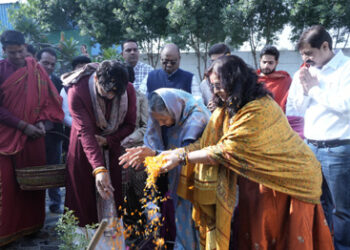 हिसार में सिद्ध यंत्र स्थापना के लिए सावित्री जिंदल ने किया भूमि पूजन