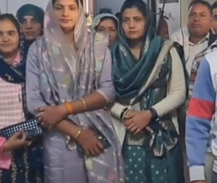 हांसी ब्लॉक पंचायत चेयरपर्सन के खिलाफ अविश्वास प्रस्ताव: 30 में से 26 सदस्य विरोध में, एडीसी ने जल्द बैठक का आश्वासन दिया