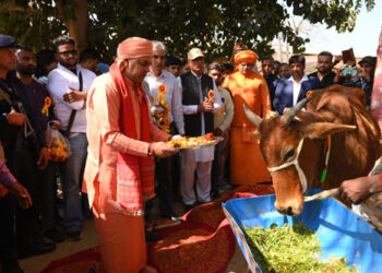 हमें गाय की सेवा जरूर करनी चाहिए, भगवान श्रीकृष्ण स्वयं भी गाय की सेवा करते थे : महंत बालकनाथ