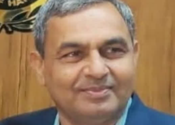 हिसार DEO की रिटायरमेंट से पहले सस्पेंशन, रिटायरमेंट पार्टी हुई कैंसिल