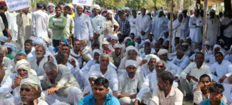 हिसार में ग्रामीणों का जोरदार प्रदर्शन