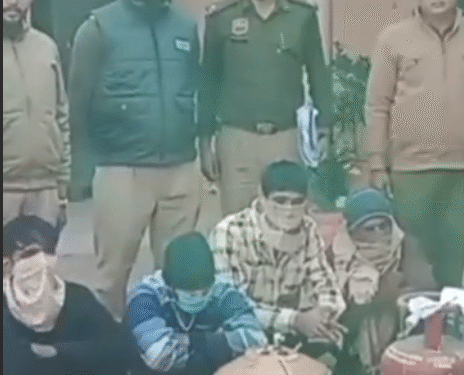 चोरी की वारदात का खुलासा: डॉक्टर के क्वार्टर से चोरी करने वाले चार युवक जेल भेजे